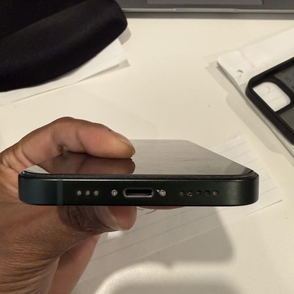 Apple iPhone 13 - Unlocked Non-US, 128 GB, Green, A2633