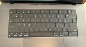 Mint
													MacBook Pro Late 2023 (M3) - 16" - Apple M3 Pro 12-core, Black, 512 GB, 36 GB, 18-core GPU, photo 2 of 9