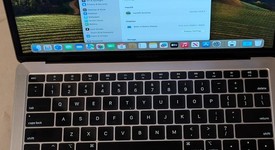 Good
													MacBook Air 2018 - 13" - I5, Gray, 128 GB, 8 GB, photo 2 of 9