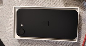 Mint
													Apple iPhone 16e - Boost, Black, 128 GB, A3212, photo 3 of 8