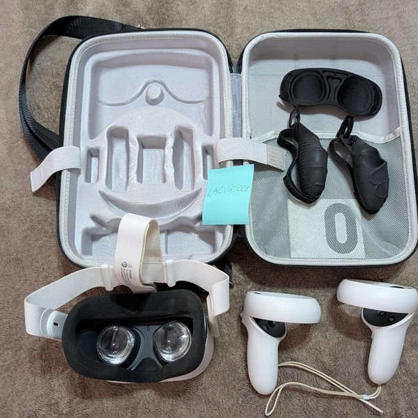 Meta Quest 2 - 64 GB