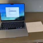 Good MacBook Air 2025 (M4) - 13 inch - 512 GB, Sky Blue, 24 GB, Apple M4