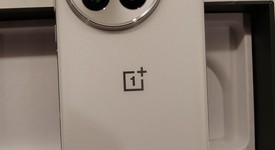 Good
													OnePlus 13 - Unlocked, Arctic Dawn, 512 GB, 16 GB, photo 5 of 16