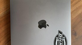 Good
													MacBook Pro 2016 (With Touch Bar) - 13" - Gray, 256 GB, 8 GB, photo 1 of 6