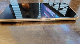 Good
													LG V60 ThinQ 5G - T-Mobile, Blue, 128 GB, 8 GB, photo 4 of 10