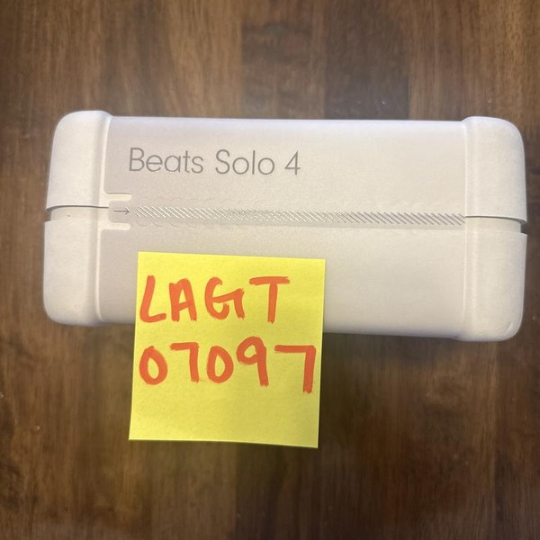 Beats Solo 4 - Black