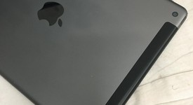 Fair
													Apple iPad 9th Gen - Unlocked, Gray, 64 GB, A2603, photo 3 of 7