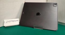 Good
													Apple iPad Pro 13" (M4) 2024 - Wi-Fi, Black, 256 GB, 8 GB, A2925, Standard Glass, photo 2 of 3