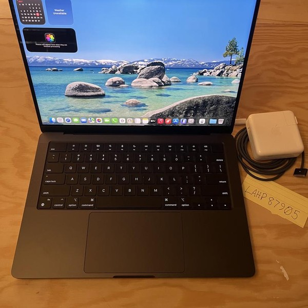 MacBook Pro 2024 - 14 inch - 1 TB, Space Black, 16 GB, Apple M4