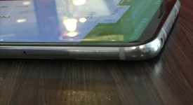 Good
													LG V30 - T-Mobile, Silver, 64 GB, H932SV, photo 4 of 5