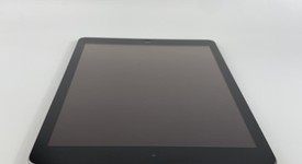 Fair
													Apple iPad Air - Unlocked, Gray, 16 GB, photo 5 of 7