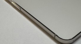 Good
													Google Pixel 9 Pro XL - Verizon, Porcelain, 256 GB, 16 GB, GGX8B, photo 4 of 6