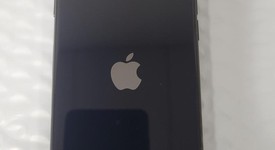 Mint
													Apple iPhone SE 3rd Gen 2022 - Unlocked, Midnight, 64 GB, A2595, photo 2 of 6