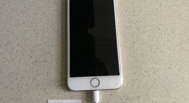 Good
													Apple iPhone 7 - AT&T, Gold, 32 GB, A1778, photo 1 of 5