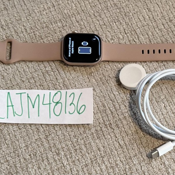 Apple Watch Series 11 42mm - Rose Gold, A3331 - GPS, Aluminum