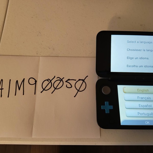 New Nintendo 2DS XL - 1 GB, Black
