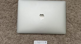 Good
													MacBook Pro 2017 (No Touch Bar) - 13" - I5, Silver, 256 GB, 8 GB, photo 1 of 8
