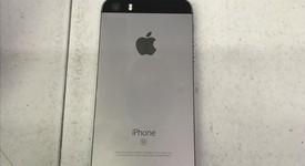 Good
													Apple iPhone SE 1st Gen 2016 - Unlocked, Grey, 16 GB, A1662, photo 3 of 7