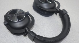 Used
													Logitech Headphones, photo 4 of 9