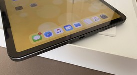 Mint
													Apple iPad Pro 11" 2nd Gen 2020 - Wi-Fi, Gray, 128 GB, A2228, photo 5 of 9