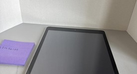 Fair
													Apple iPad 9th Gen - Unlocked, Silver, 64 GB, A2603, photo 2 of 5