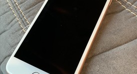 Mint
													Apple iPhone 7 Plus - Verizon, Rose Gold, 128 GB, A1661, photo 1 of 5