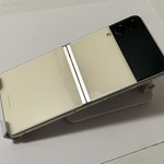 Mint Samsung Galaxy Z Flip3 5G - AT&T, Cream, 128 GB, 8 GB, SM-F711U