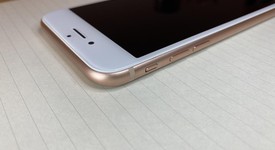 Good
													Apple iPhone 8 - AT&T, Gold, 64 GB, A1905, GSM, photo 5 of 8