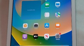 Good
													Apple iPad 5th Gen - Unlocked, Silver, 128 GB, A1823, photo 1 of 3
