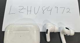 Used
													Apple AirPods Pro 1st Gen - Wireless Case, photo 1 of 5