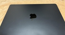 Good
													MacBook Air 2022 - 13" - Apple M2, Midnight, 1 TB, 16 GB, photo 4 of 10