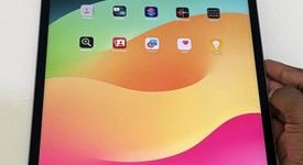 Good
													Apple iPad Pro 12.9" 6th Gen 2022 - Unlocked, Gray, 256 GB, photo 3 of 16
