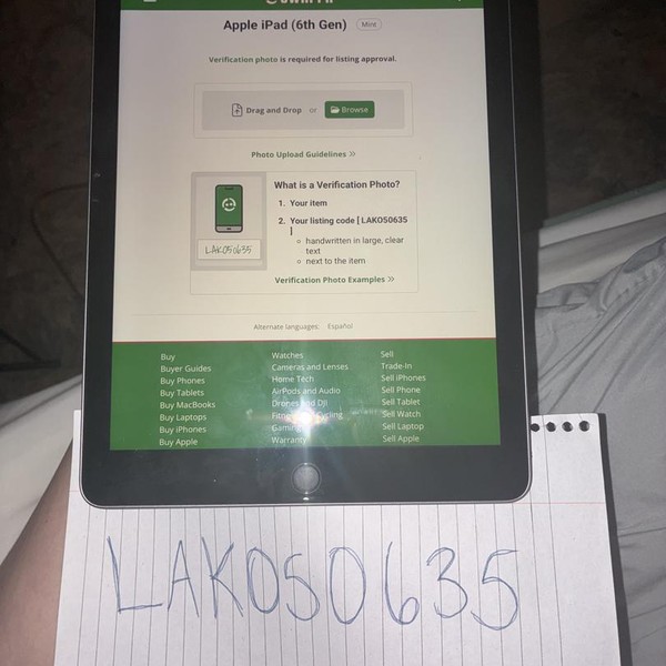 Apple iPad (6th Gen) - Wi-Fi, 32 GB, Gray, A1893