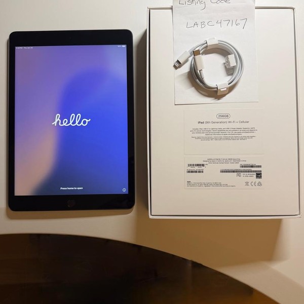 Apple iPad 9th Gen - AT&T, Gray, 256 GB, A2603