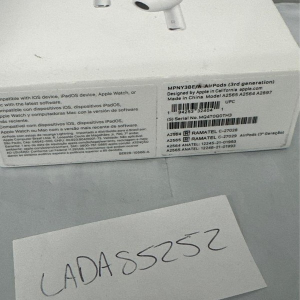 Apple AirPods 3rd Gen - Lightning Case