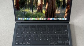 Mint
													MacBook Air 2025 (M4) - 13" - Apple M4, Midnight, 256 GB, 16 GB, photo 3 of 17
