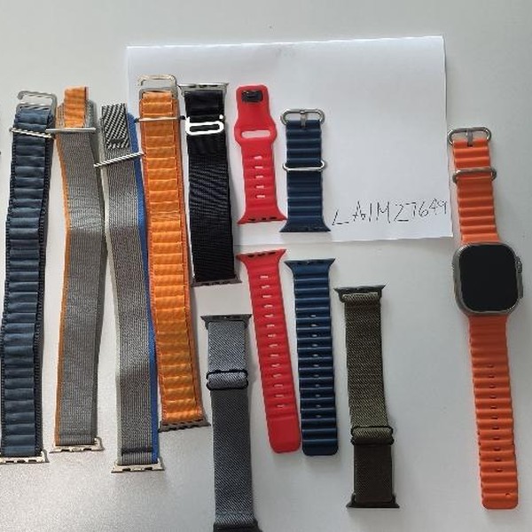 Apple Watch Ultra 49mm - Unlocked, Titanium, A2622