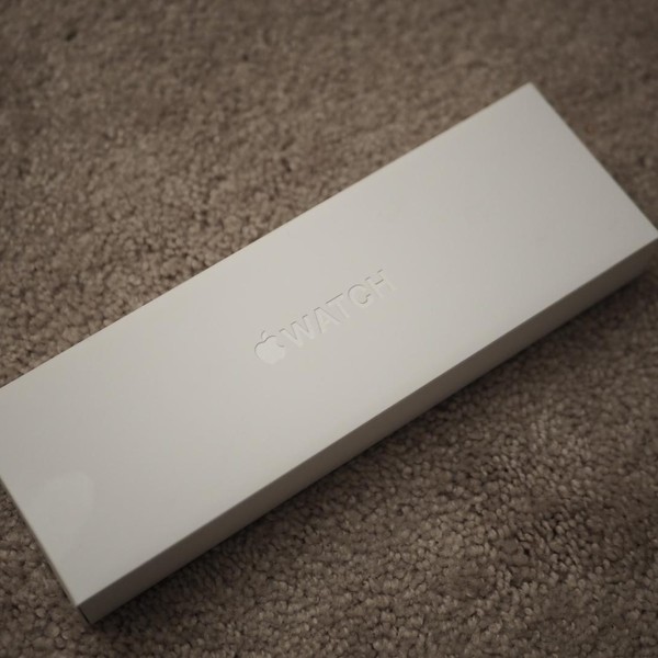 Apple Watch Series 10 46mm - Unlocked, Natural, A3003 - Cellular, Titanium