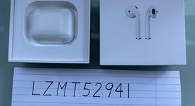 Used
													Apple AirPods 2nd Gen - Lightning Case, photo 1 of 2