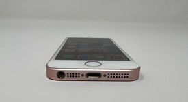 Mint
													Apple iPhone SE 1st Gen 2016 - Unlocked, Rose Gold, 64 GB, A1662, photo 3 of 6