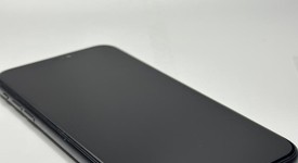 Good
													Apple iPhone 11 - Unlocked, Black, 64 GB, A2111, photo 5 of 6