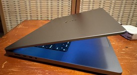 Mint
													MacBook Pro 2021 - 16" - Apple M1 Max, Gray, 2 TB, 64 GB, photo 2 of 8