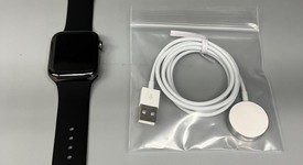 Good
													Apple Watch Series 6 40mm - AT&T, Graphite, A2293 - Cellular, Stainless Steel, photo 2 of 2