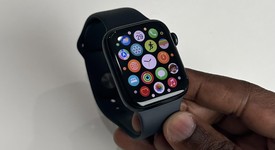 Mint
													Apple Watch SE 2nd Gen 44mm - Unlocked, Midnight, A2727 - Cellular, Aluminum, photo 3 of 15