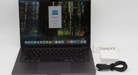 Mint
													MacBook Pro Late 2023 (M3) - 14" - Apple M3 Pro 11-core, Black, 512 GB, 18 GB, 14-core GPU, photo 1 of 16