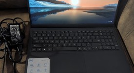 Mint
													Dell Inspiron Laptop, photo 2 of 3