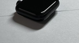 Mint
													Apple Watch SE 3rd Gen 40mm - Unlocked, Midnight, A3326 - Cellular, photo 2 of 6