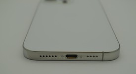 Mint
													Apple iPhone 16 Pro Max - Unlocked, White, 256 GB, A3084, photo 4 of 11