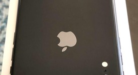 Mint
													Apple iPhone Xr - Sprint, Black, 64 GB, A1984, photo 2 of 6