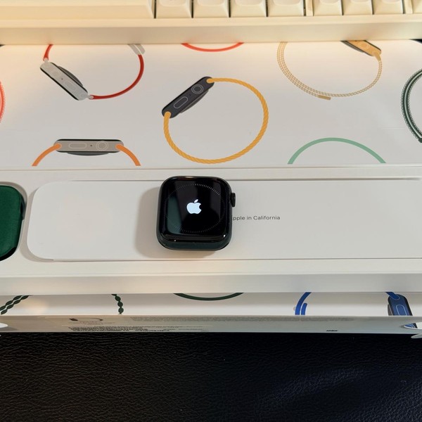 Apple Watch Series 7 45mm - Unlocked, Green, A2477 - Cellular, Aluminum